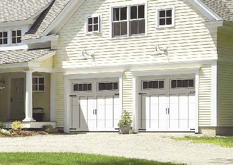 The Eastman from Garaga: a vintage country-style garage door