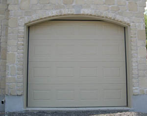 Garage door with an arch
