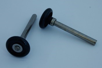 Roulette nylon noir, remplacement