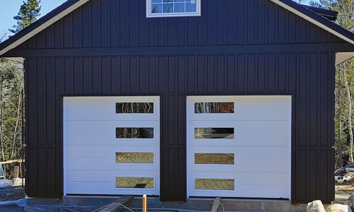 Detached garage door with Vog garage doors, 8' x 8', Ice White, windows layout: Right-side Harmony and Left-side Harmony