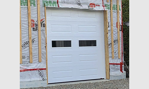 Standard+ Classic XL garage door, 10' x 10', Ice White, Clear windows
