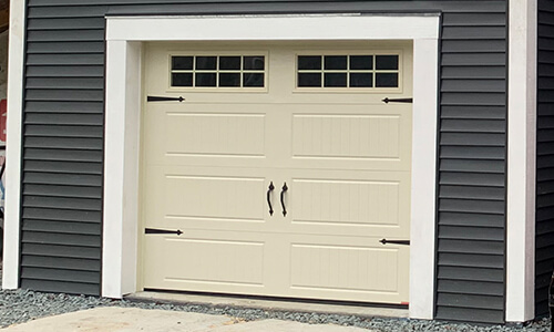 Standard+ North Hatley LP garage door, 9' x 7', Desert Sand, Orion Clear windows