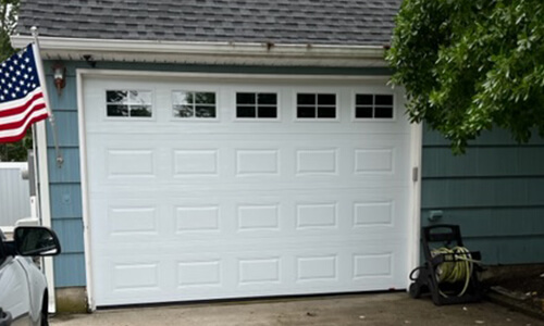 Acadia 138 Classic CC garage door, 12' x 8', Ice White, Orion windows