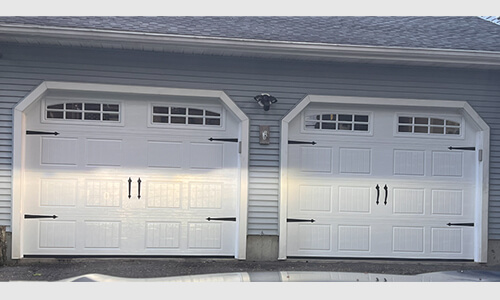 Acadia 138 North Hatley SP garage doors, 9' x 7', Ice White, Clear windows