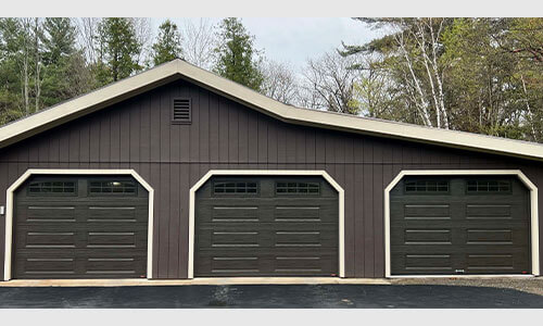 Porte de garage Acadia 138 Classique XL, 9' x 7', Noir, fenêtres avec Appliques Stockton
