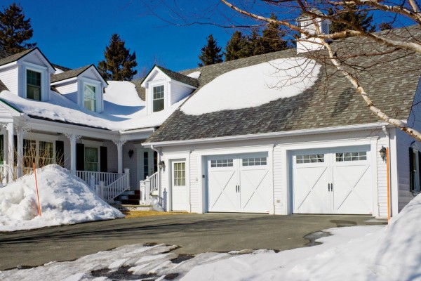 Entretien de votre porte de garage avant que l’hiver arrive