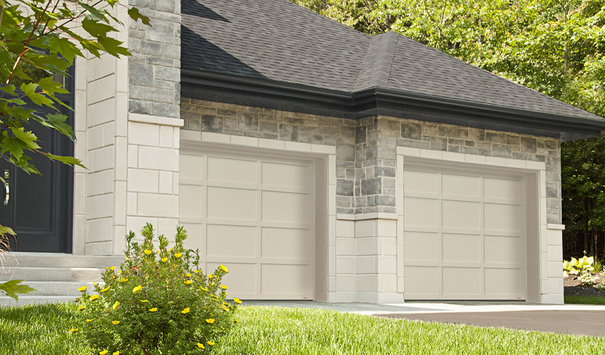 Cambridge CL, 11' x 8', Desert Sand door and overlays