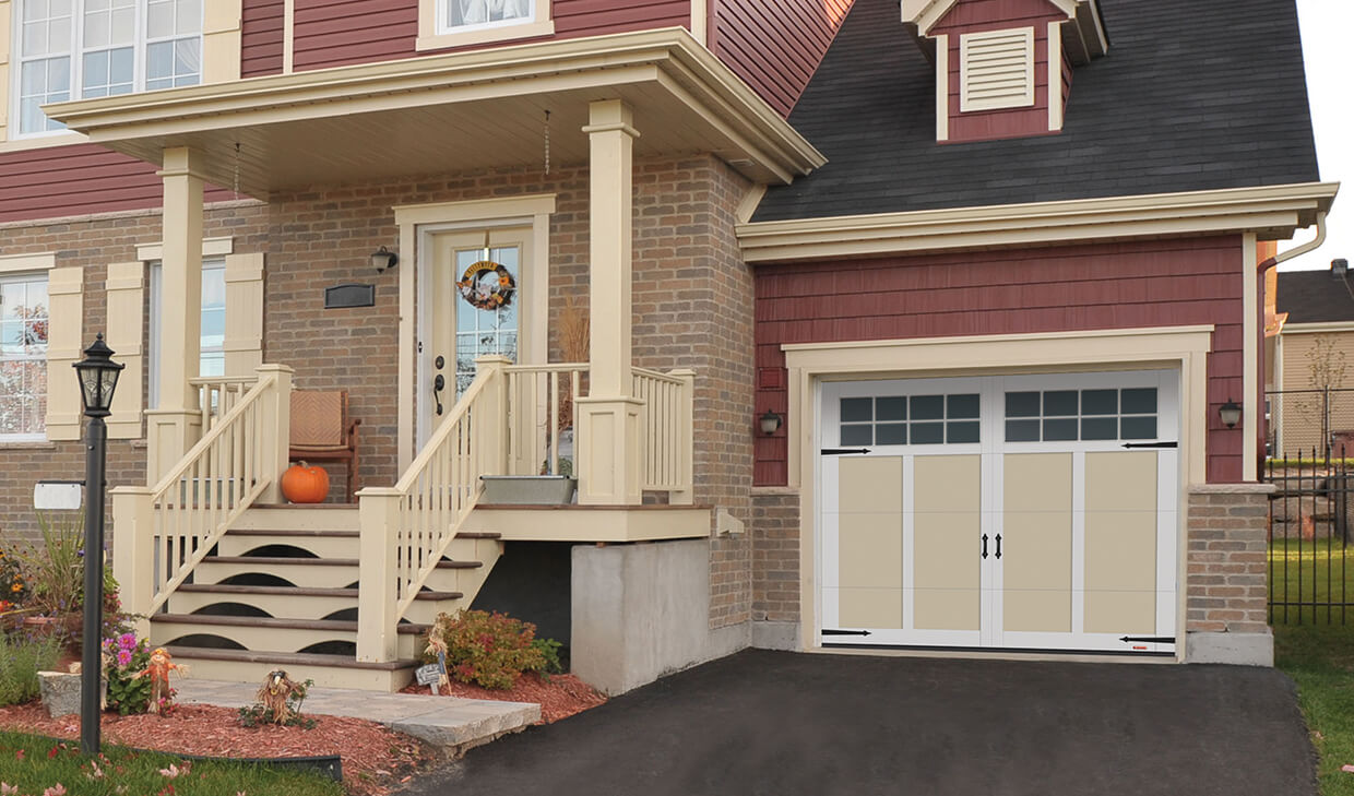 Eastman E-12, 9' x 7', Desert Sand door and Ice White overlays, Panoramic 8 lite windows