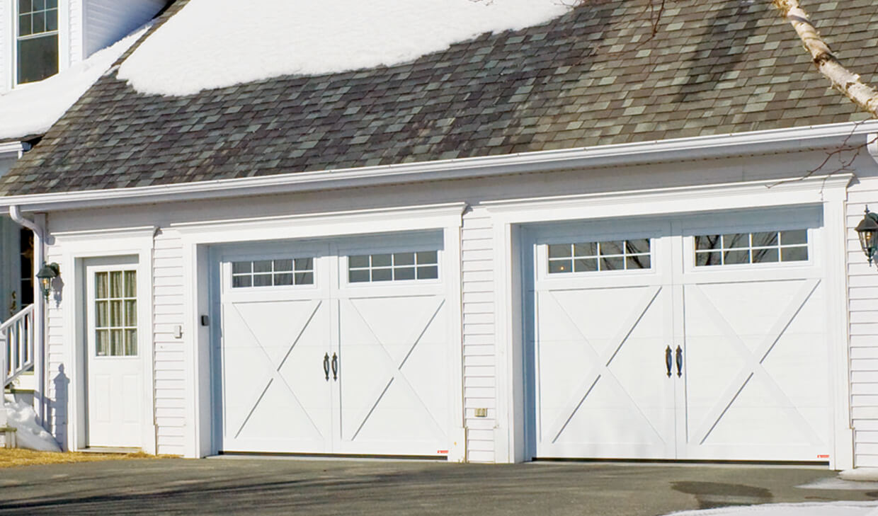 Eastman E-21, 9' x 7', Ice White doors and overlays, Orion 8 lite windows