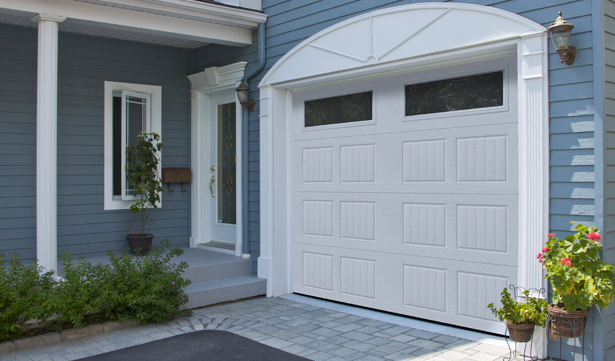 North Hatley SP, 9' x 7', Ice White, Clear windows