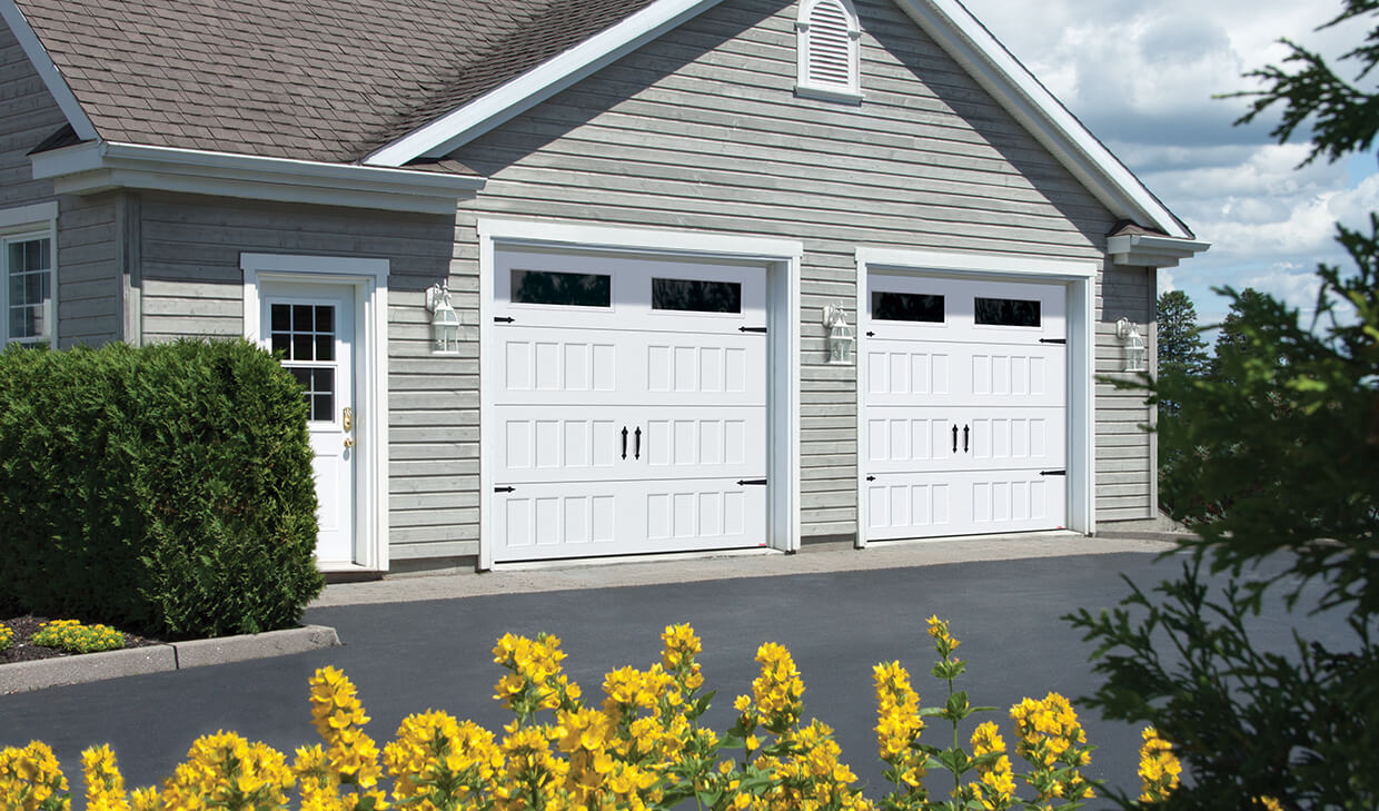 Shaker XS, 10' x 8', Ice White, Clear windows