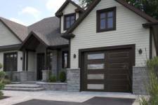 Avoir une porte de garage attrayante va vous aider à vendre votre maison plus rapidement