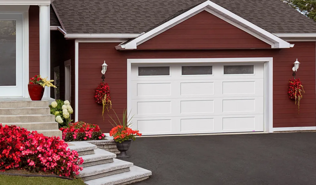 Shaker XL, 14' x 7', Ice White, Satin windows