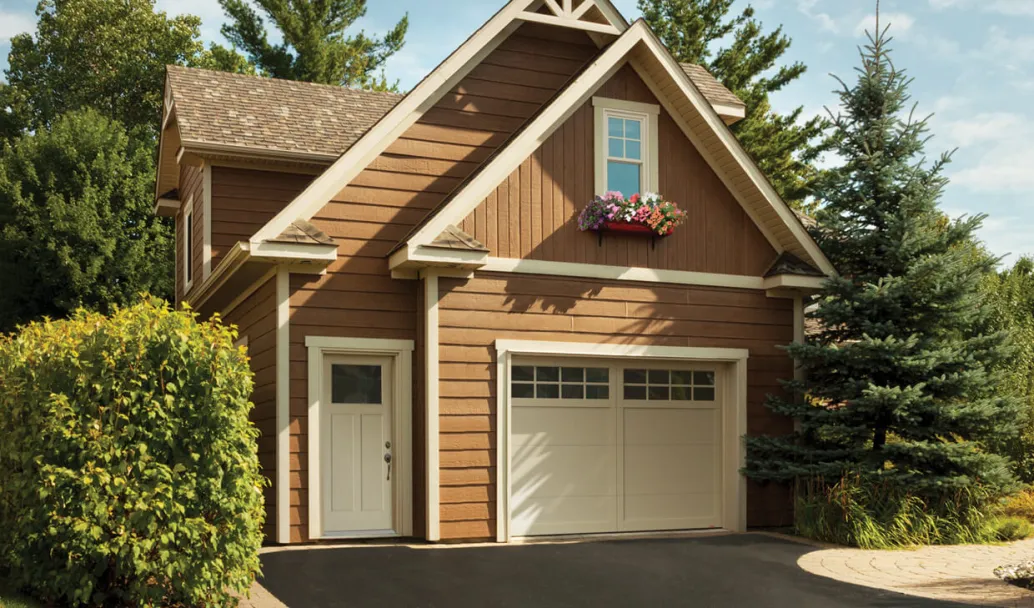 Eastman E-11, 10' x 7', Desert Sand door and overlays, 8 lite Panoramic windows