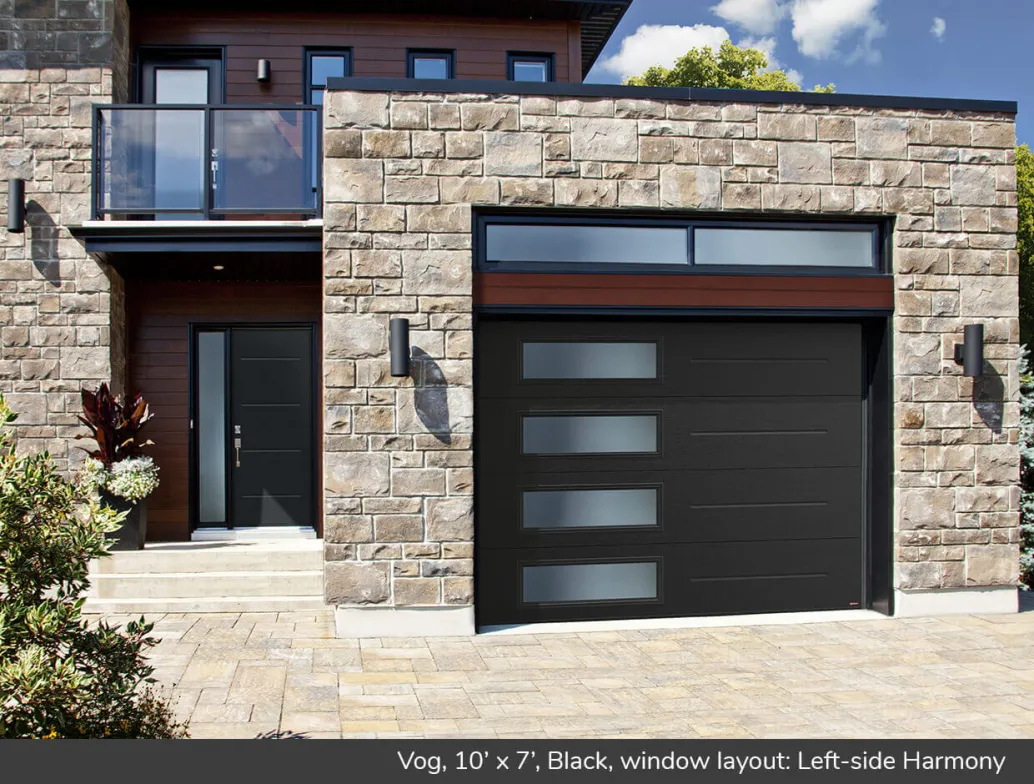 Standard+ Vog, 10' x 7', Noir, fenestration Harmonie gauche avec verre Sablé blanc
