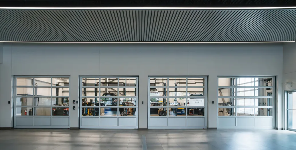 G-4400, 11' x 10', Clear Anodized with Kick Proof