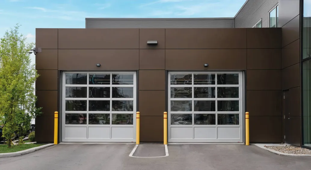 G-4400, 10' x 10', Clear Anodized with Kick Proof