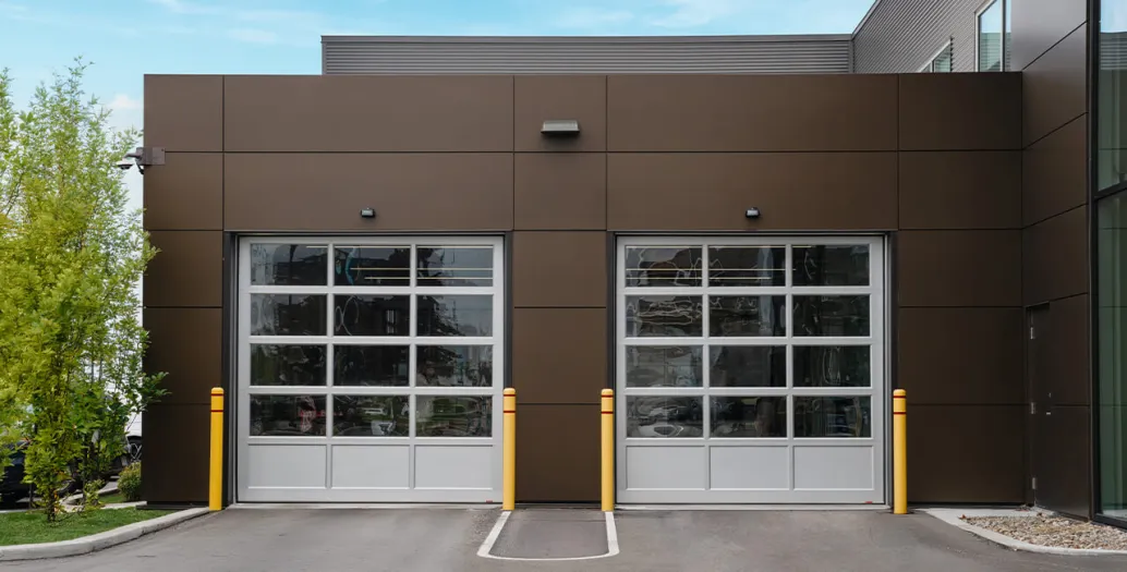 G-4400, 10' x 10', Clear Anodized with Kick Proof