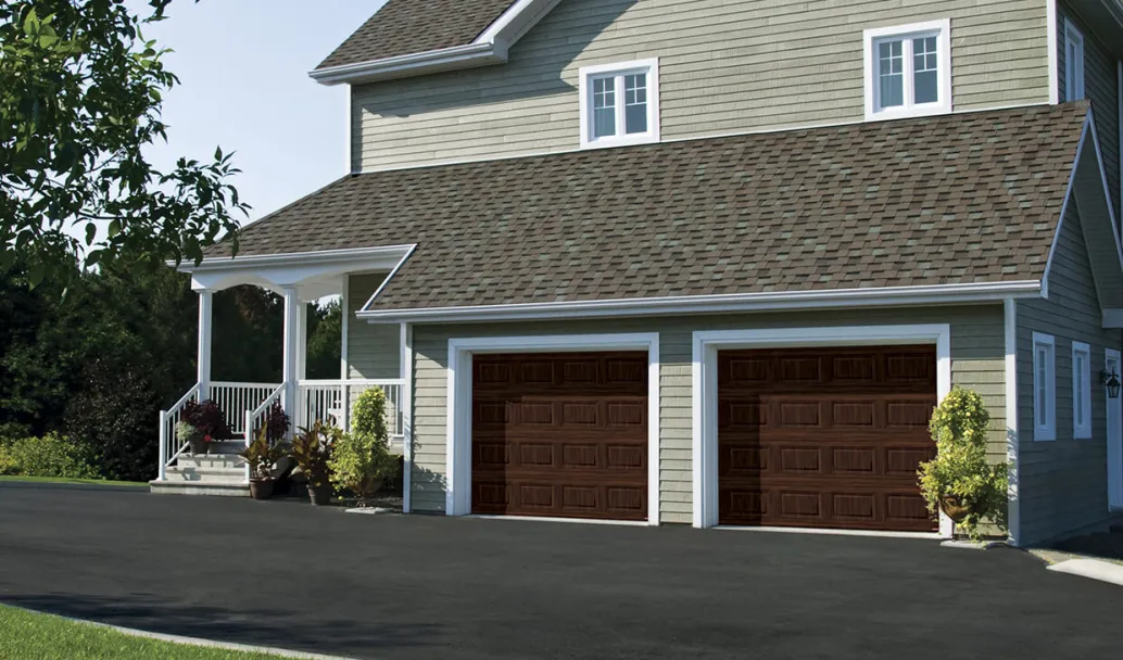 Classic CC, 9' x 7', American Walnut