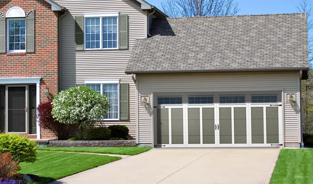 Eastman E-12, 16' x 7', Dark Sand door and Ice White overlays, Orion 8 lite windows