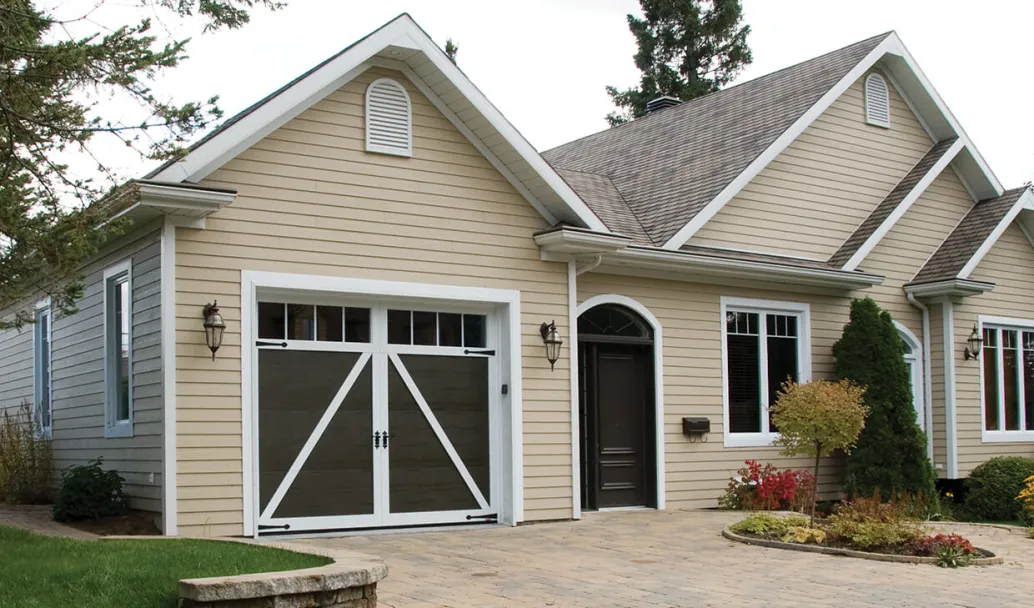 Eastman E-22, 10' x 8', Moka Brown door and Ice White overlays, Panoramic 4 vertical lites windows