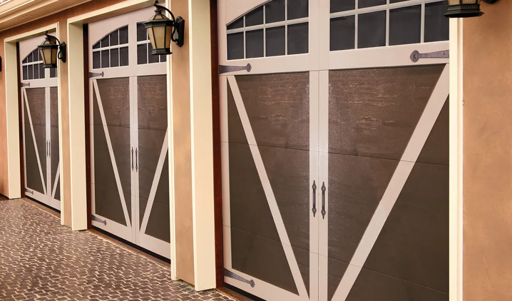 Eastman E-23, 9' x 8', Moka Brown doors and Desert Sand overlays, Arch Overlay with Panoramic 8 lite windows