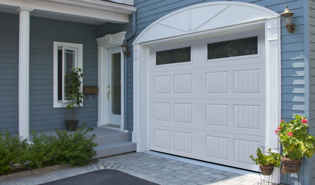 North Hatley SP, 9' x 7', Ice White, Clear windows