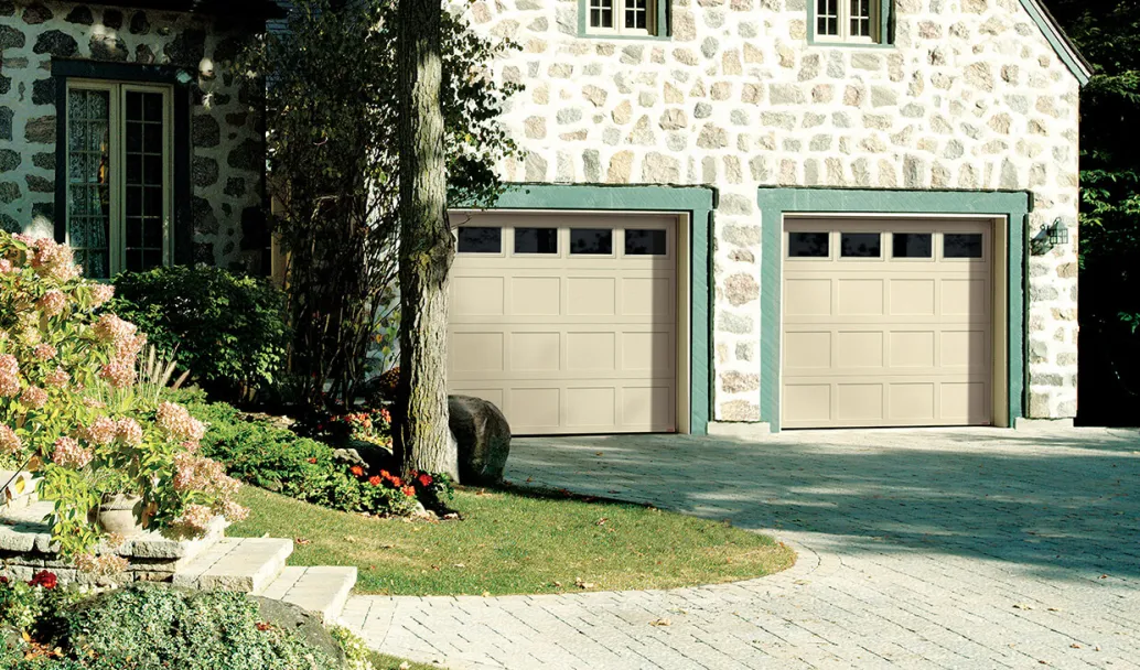 Shaker CC, 8' x 7', Desert Sand, Clear windows