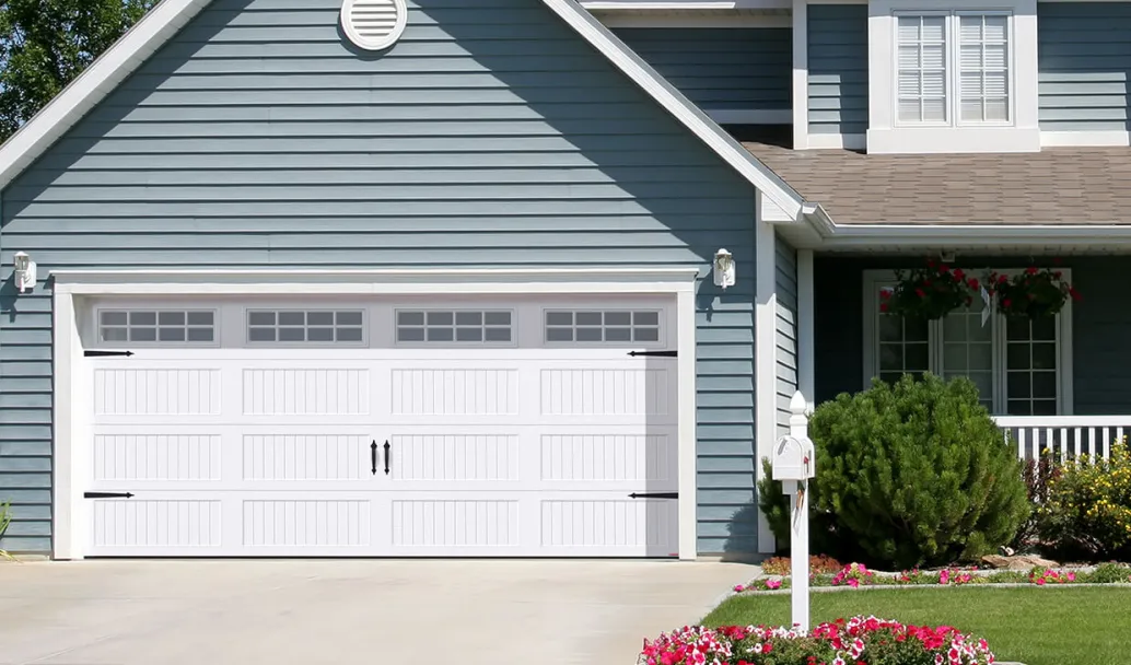 Shaker-NH LP, 16' x 7', Ice White, windows with Stockton Inserts