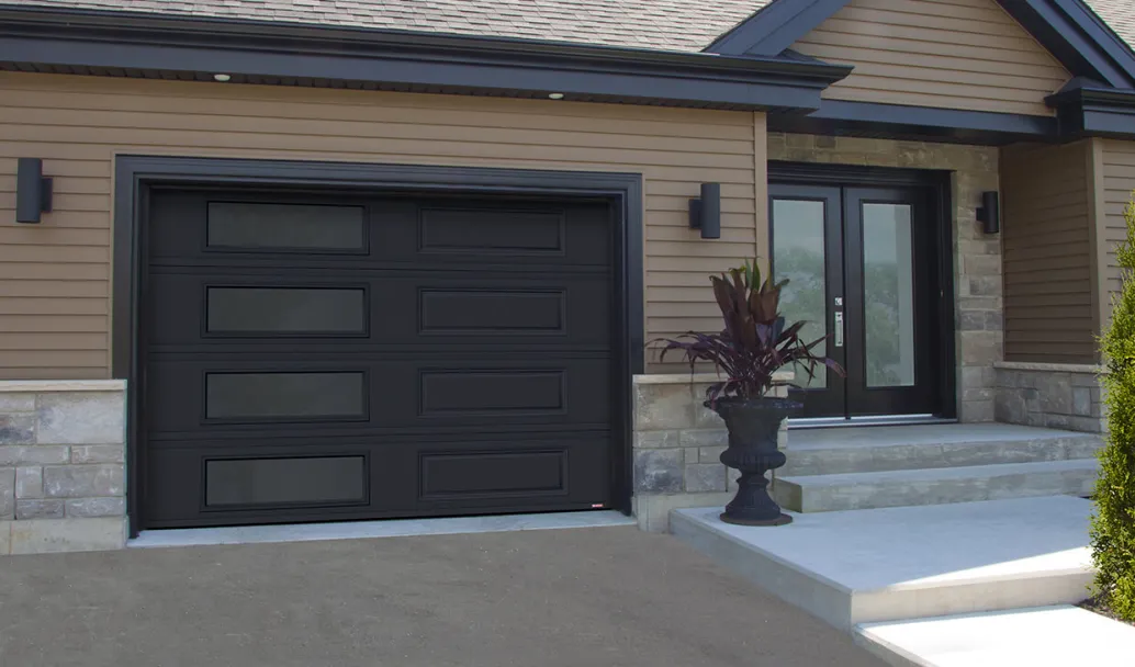 Classic XL, 10' x 7', Black, window layout: Left-side Harmony