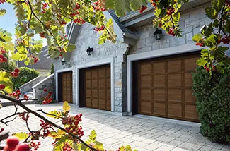 Cambridge CM, 8'6'' x 7', Portes et moulures Noyer chocolaté Faux bois
