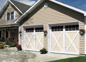 Eastman E-21, 9' x 7', Desert Sand door and Ice White overlays, Panoramic 8 lites