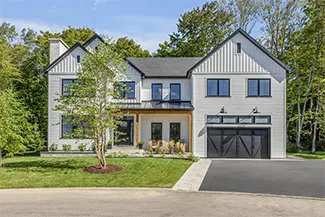 Eastman E-23, 16.5' x 8', Black door and overlays