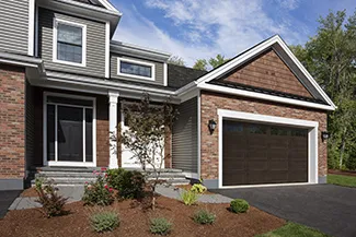 Regal Shaker-Flat Long, 16' x 8', Dark Walnut Faux Wood, windows with Richmond Inserts