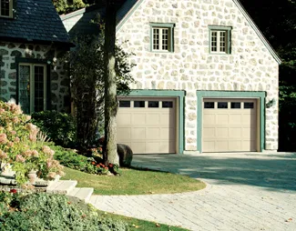 Standard+ Shaker CC, 8' x 7', Desert Sand, Clear windows