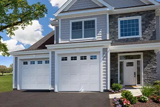 Vantage Shaker-Flat Short, 9' x 8', White, windows with Stockton Short Inserts