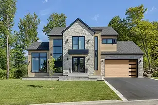 Moderno Echo, 16' x 9', Natural Oak HD Wood Tone door, window layout: Right-side Harmony, Slim windows with Tinted glass. Novatech's Uno entry door.