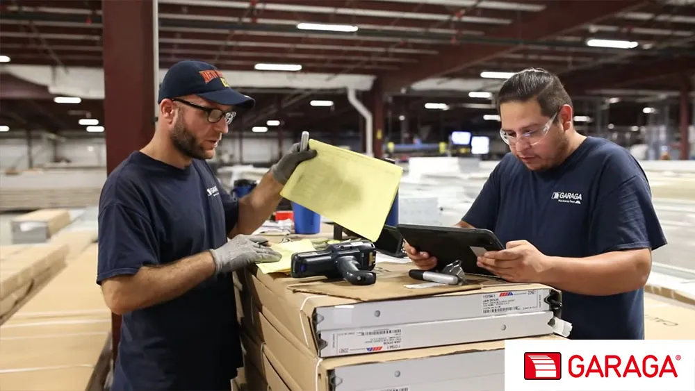 Garaga production line workers