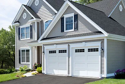 Standard+ Shaker-Flat XL, 9' x 8', Ice White, 8 lite Orion windows