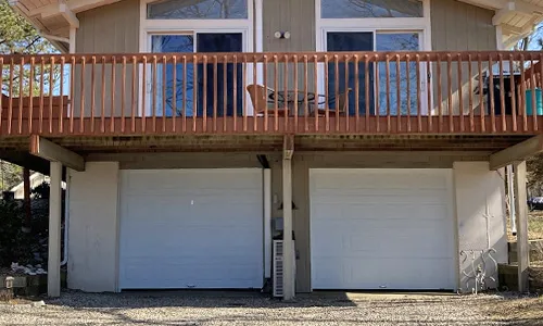 House with Classic CC garage doors, 8' x 7', Ice White