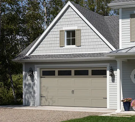 Vantage Shaker-Slat Two, 16' x 8', Sandstone, Clear windows